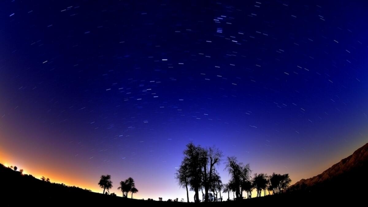 meteor shower, UAE skies 