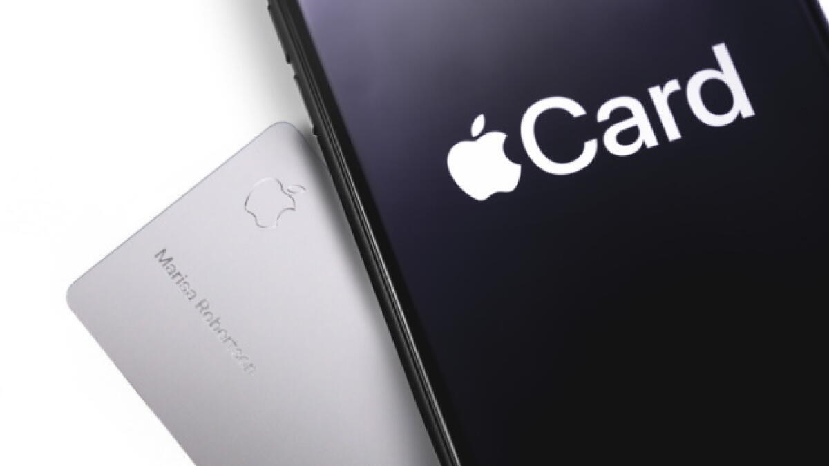 Apple debuts credit card as it readies TV+ launch