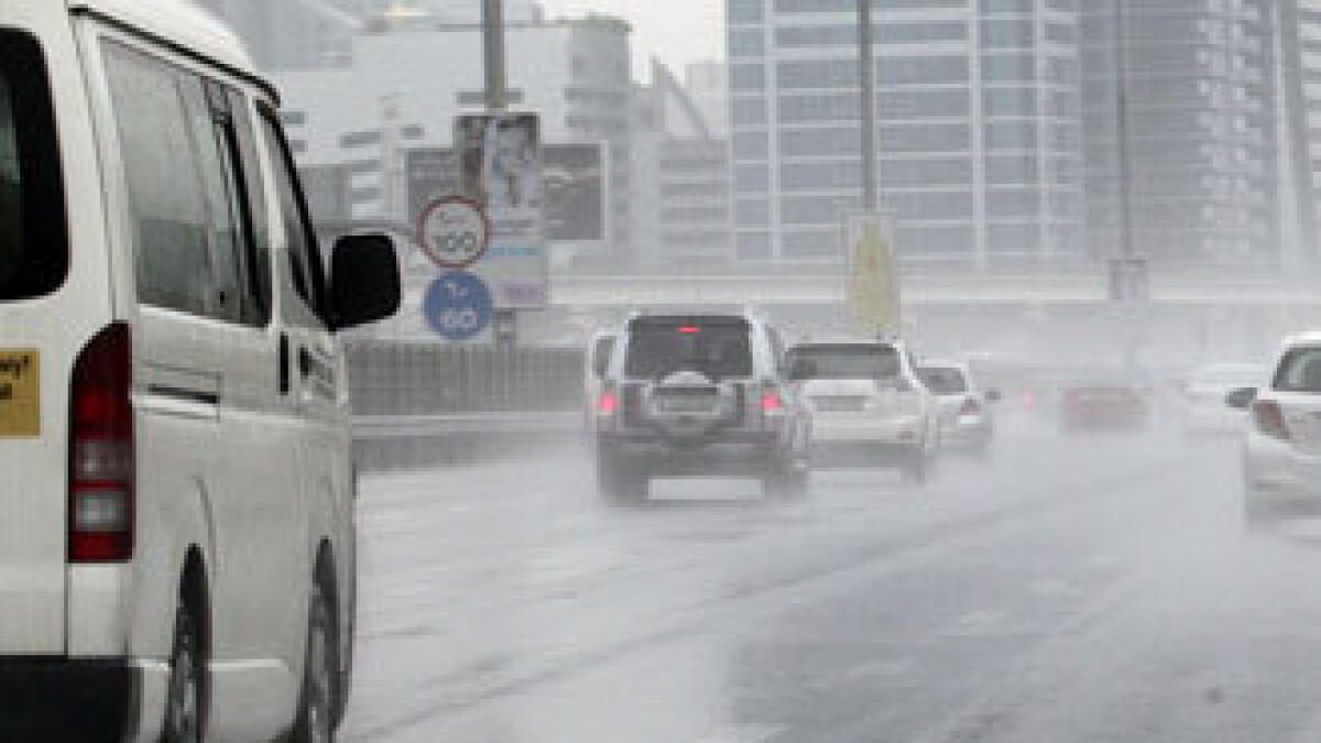 Heavy rain lashes UAE, motorists warned