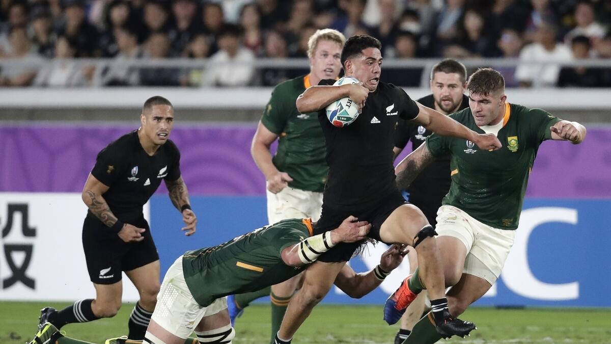 Two sparks of brilliance see New Zealand past South Africa