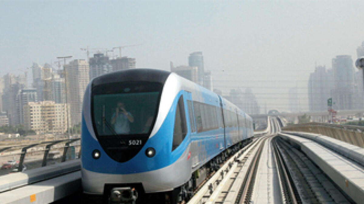 Dubai Metro to start early on Friday for Gitex