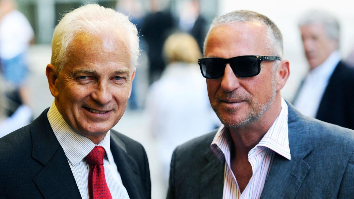 David Gower (left) with his former England teammate Ian Botham. (AFP file)