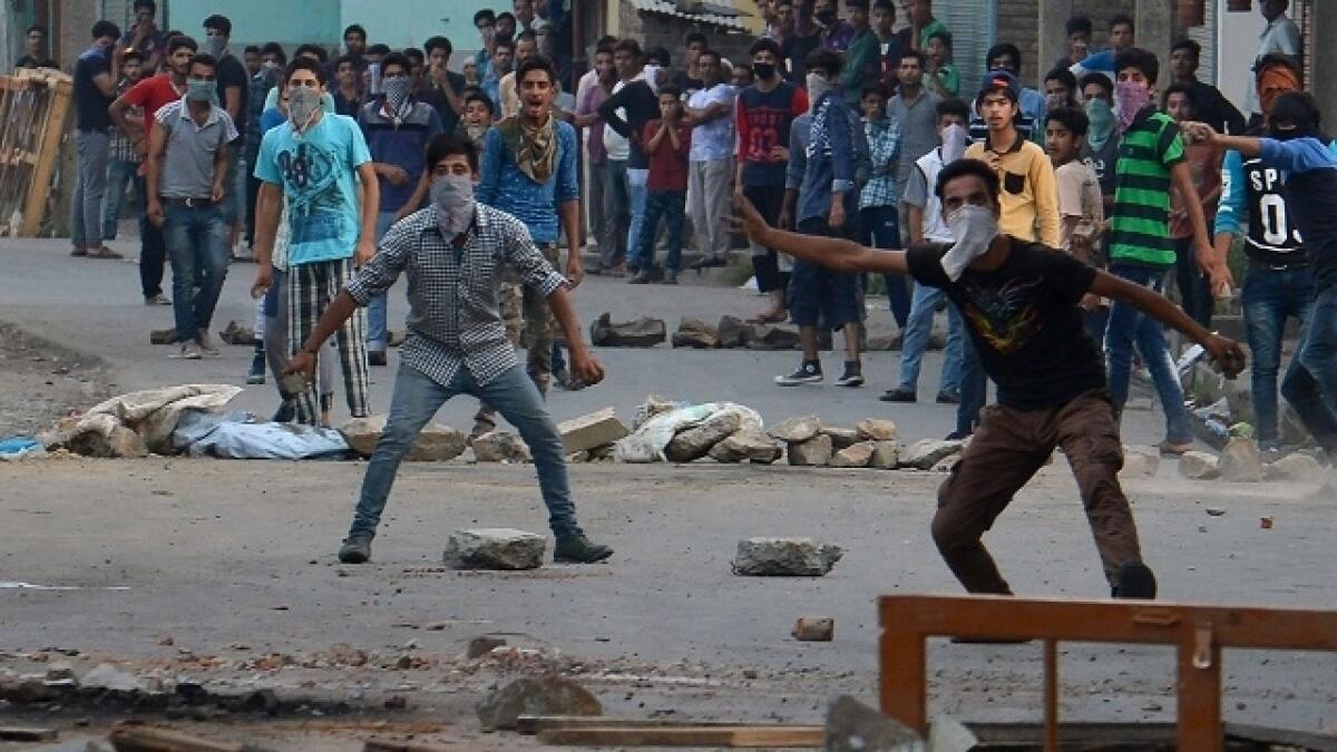 10-day curfew cripples life amid media lockdown in Kashmir