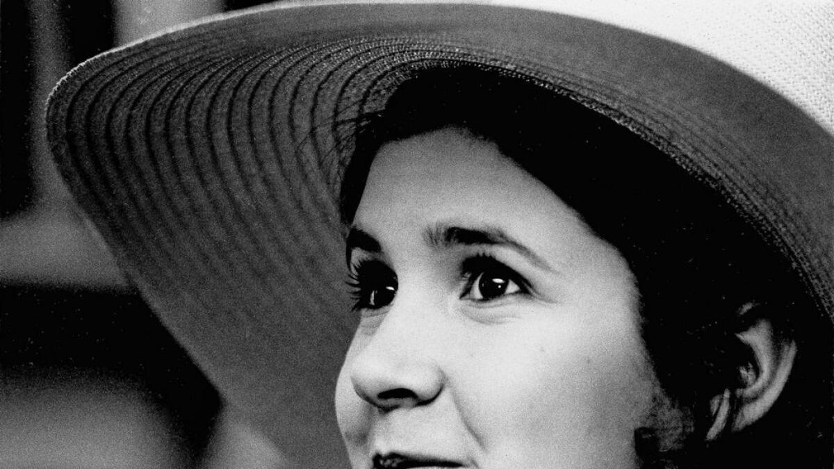 Darth Vader, other Star Wars cast pay tribute to Carrie Fisher