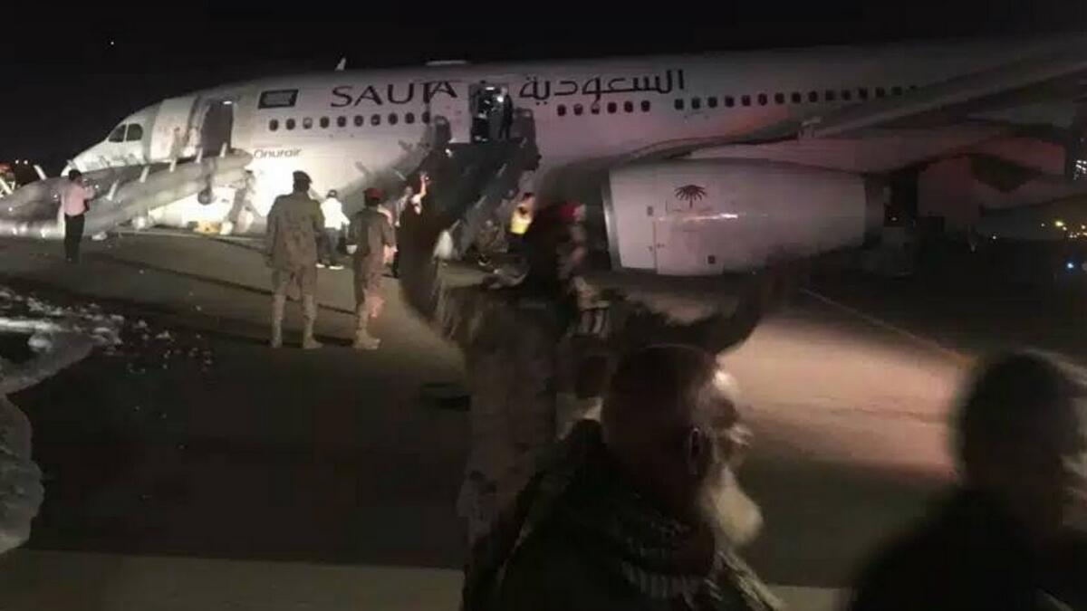 Video: Dhaka-bound Saudia plane makes emergency landing in Jeddah