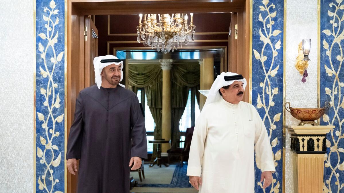 Sheikh Mohamed bin Zayed Al Nahyan with King Hamad bin Isa Al Khalifa. — Wam