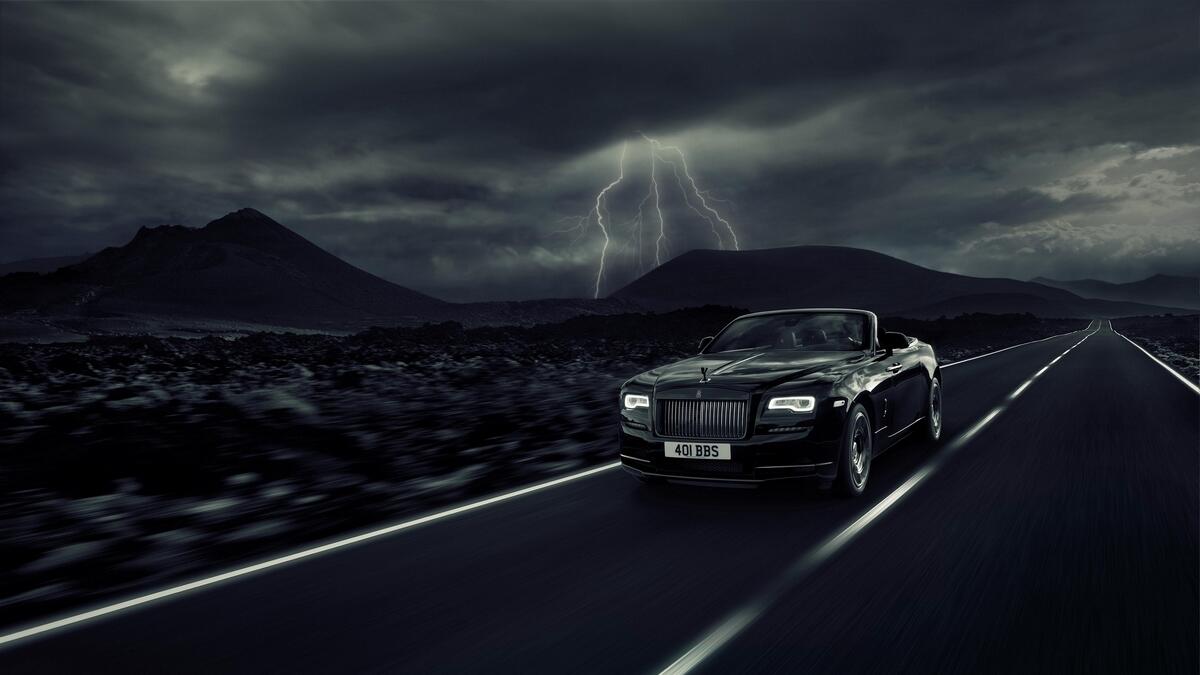 Rolls-Royce vs. Bentley: the Battle Royale