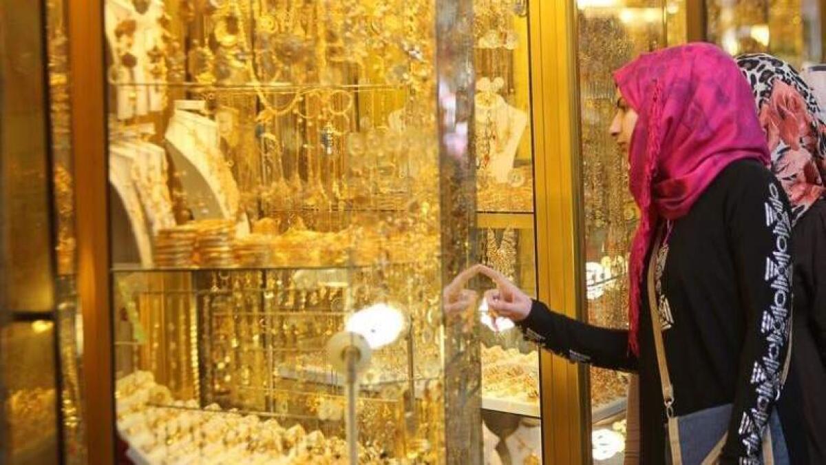 Dubai gold price steadies below 1-month peak on Eid weekend 