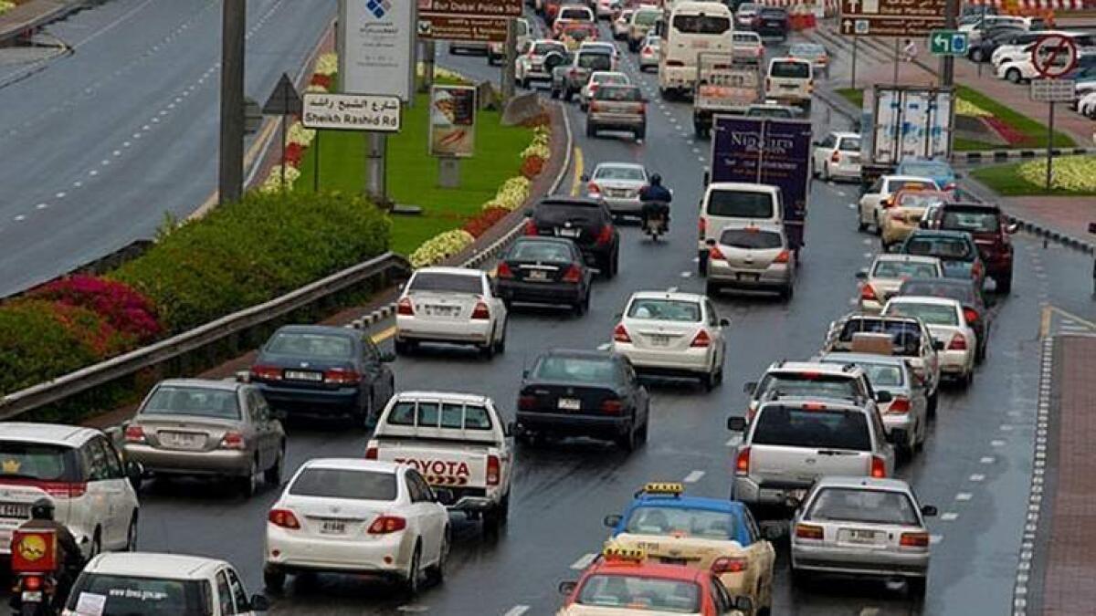 Accidents lead to clogged roads in Dubai, Sharjah