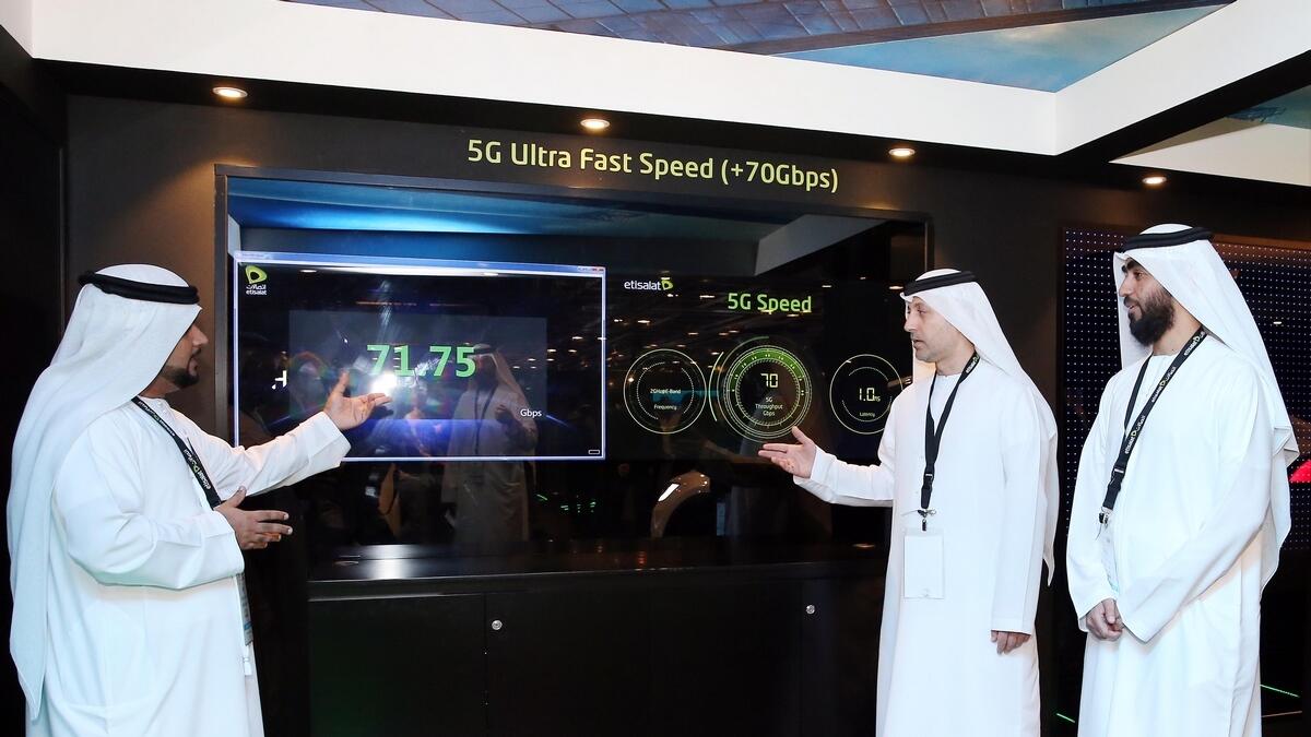 Etisalat records worlds fastest live trial of 5G