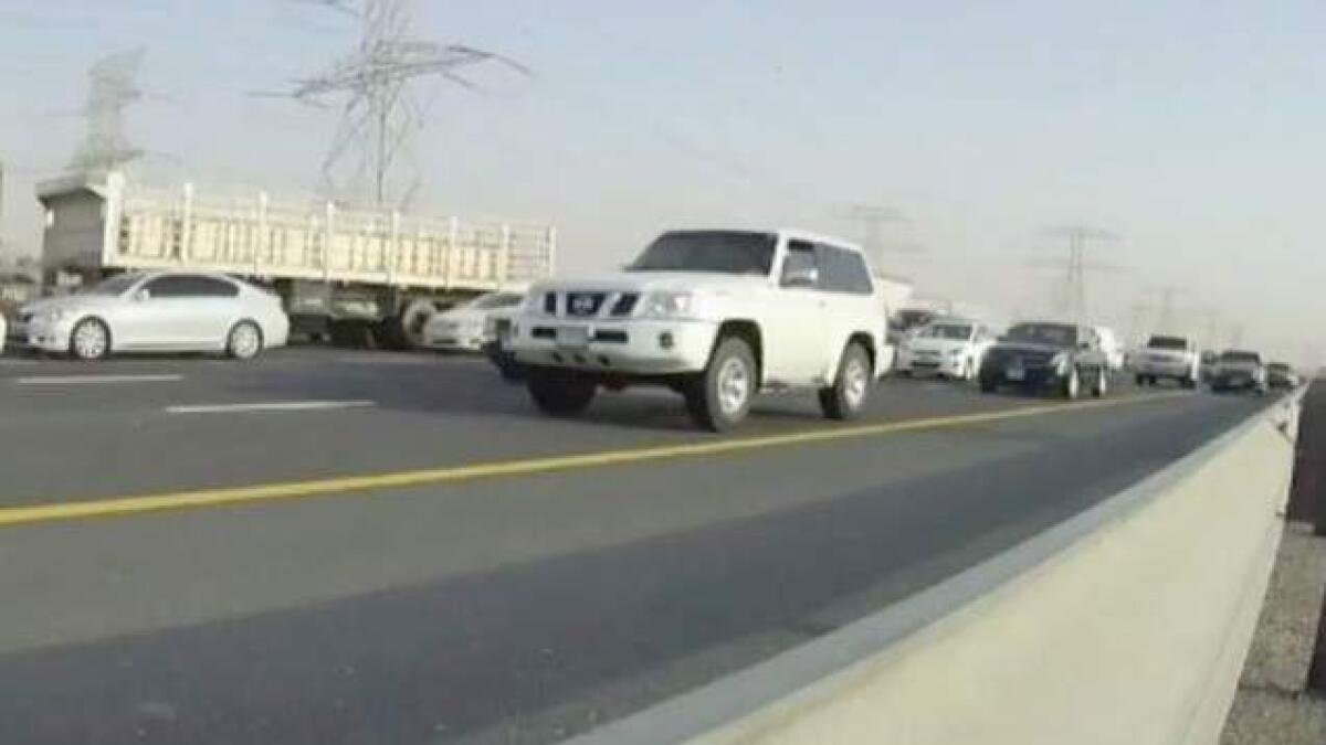 Dh1,000 fine, six black points for hard shoulder driving in UAE