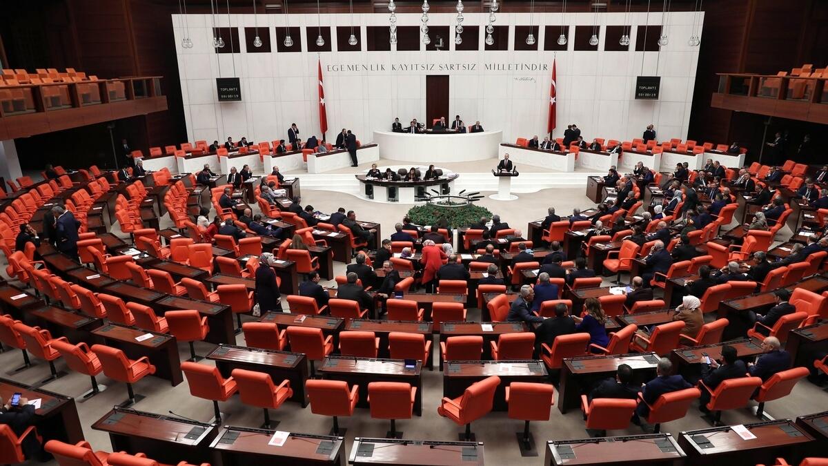 Turkish parliament approves holding snap elections on June 24 