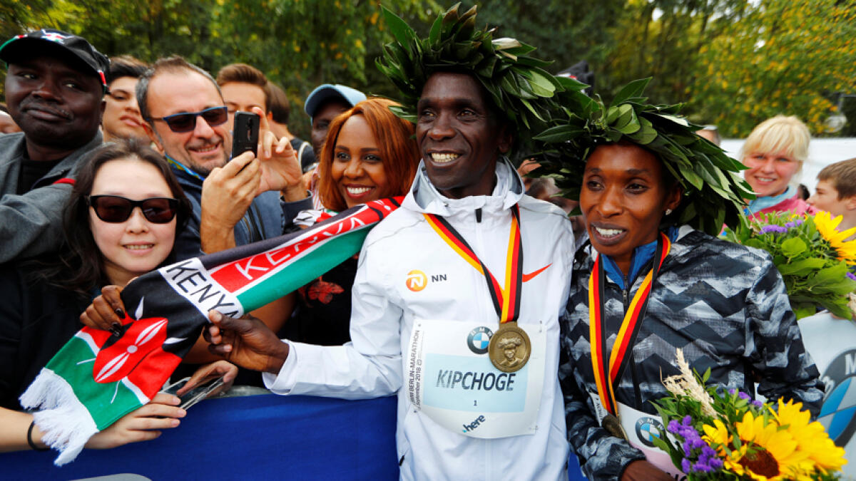 Kipchoge shatters marathon world record