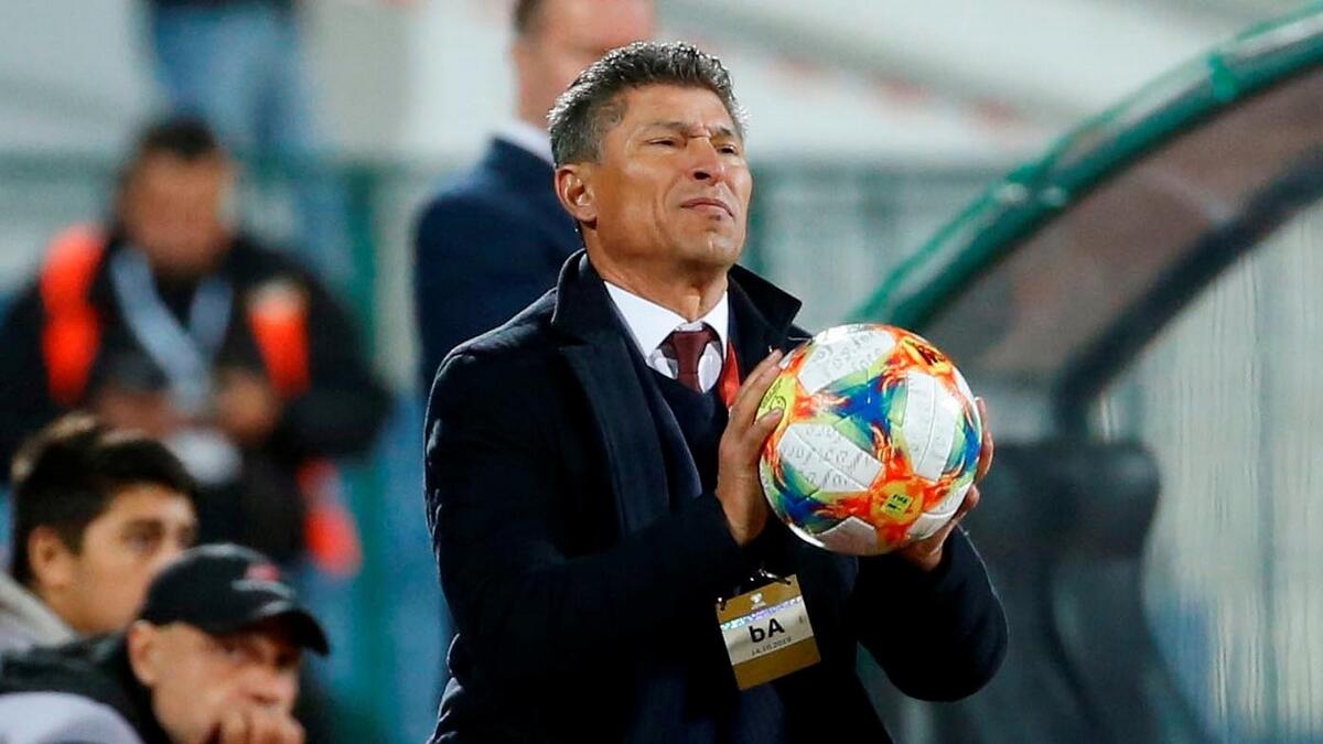 Bulgaria coach apologises to England over racist chants