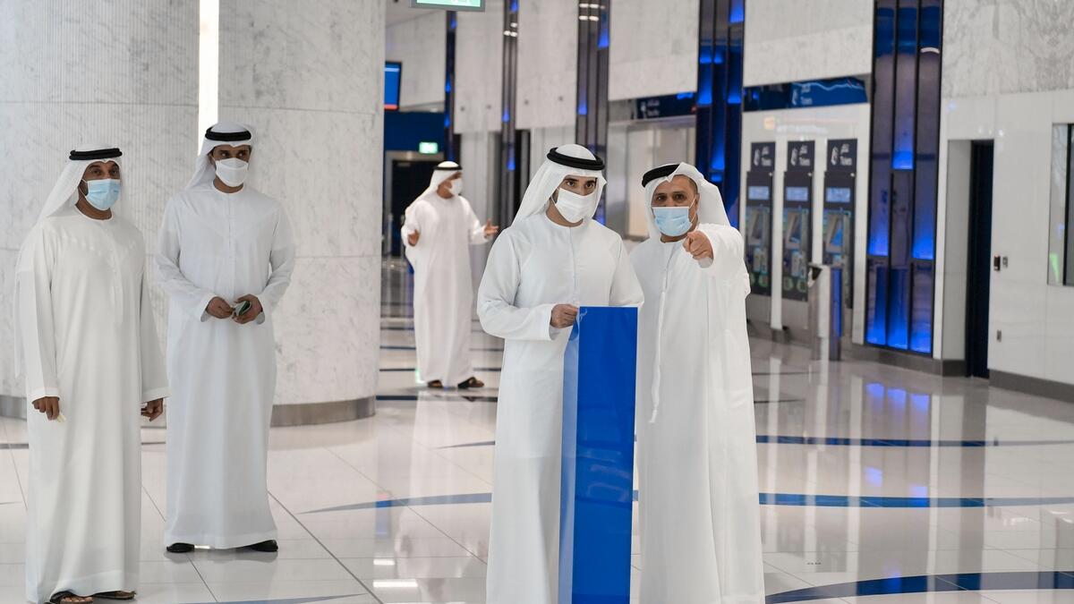 Sheikh Hamdan toured the station, which can serve 13,899 riders per hour during peak times and 250,000 riders per day. The station has two platforms, four Bus laybys, 20 taxi drop off slots and two designated parking slots for people of determination. It also offers eight retail units spanning 315sqm each for commercial investment.