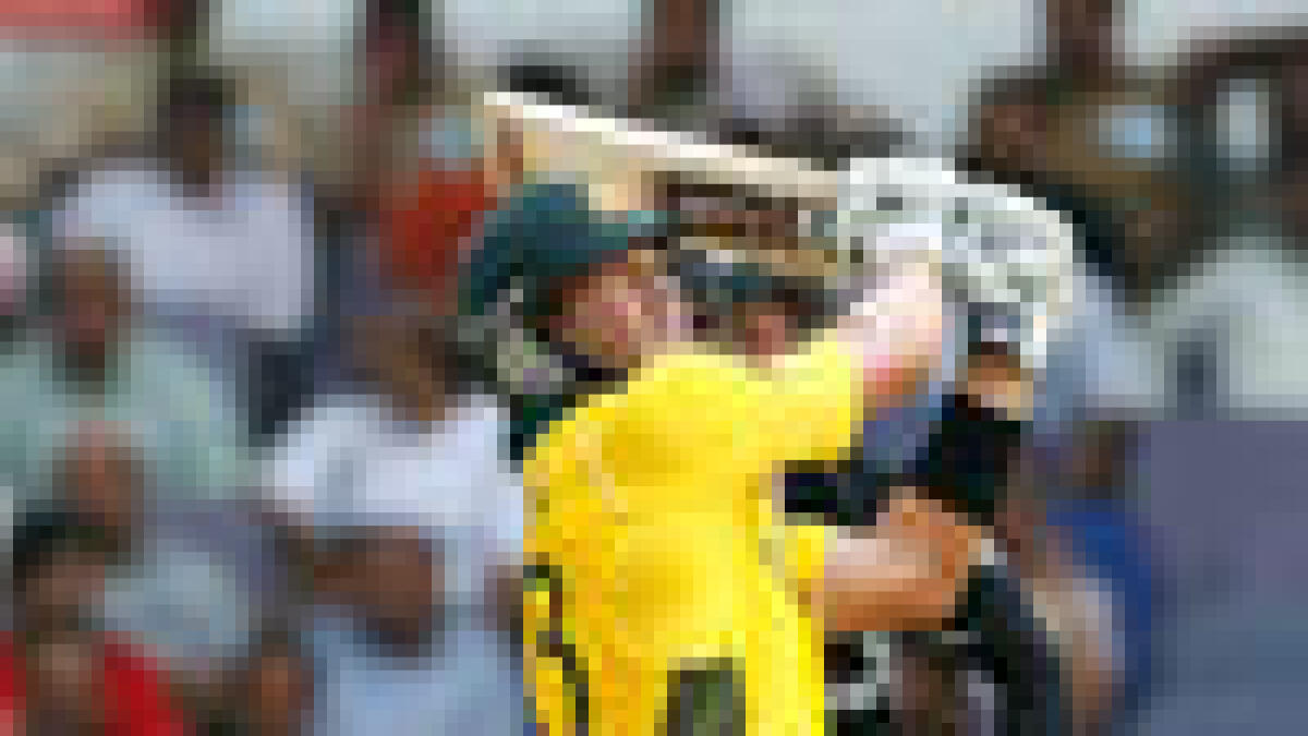Ruthless Australia thump Kiwis by seven wickets