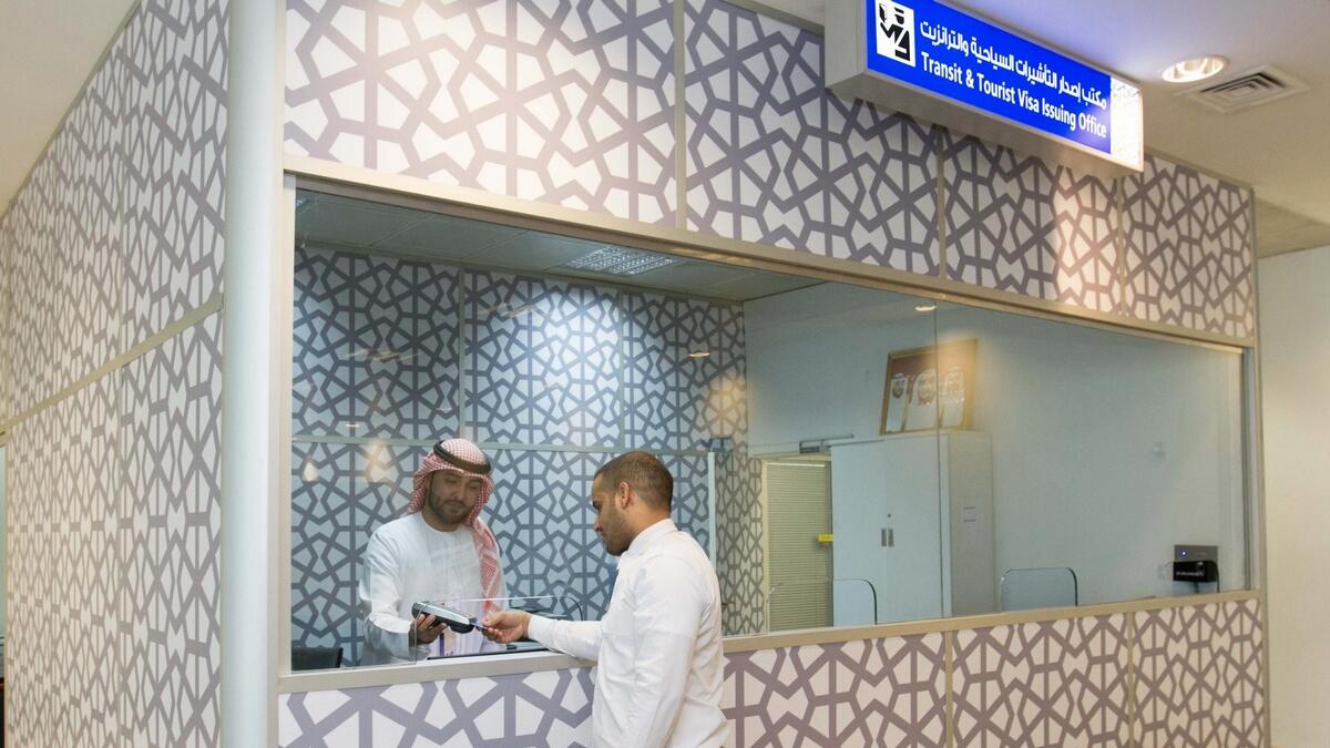   Visa on arrival at Abu Dhabi airport within 30 minutes 