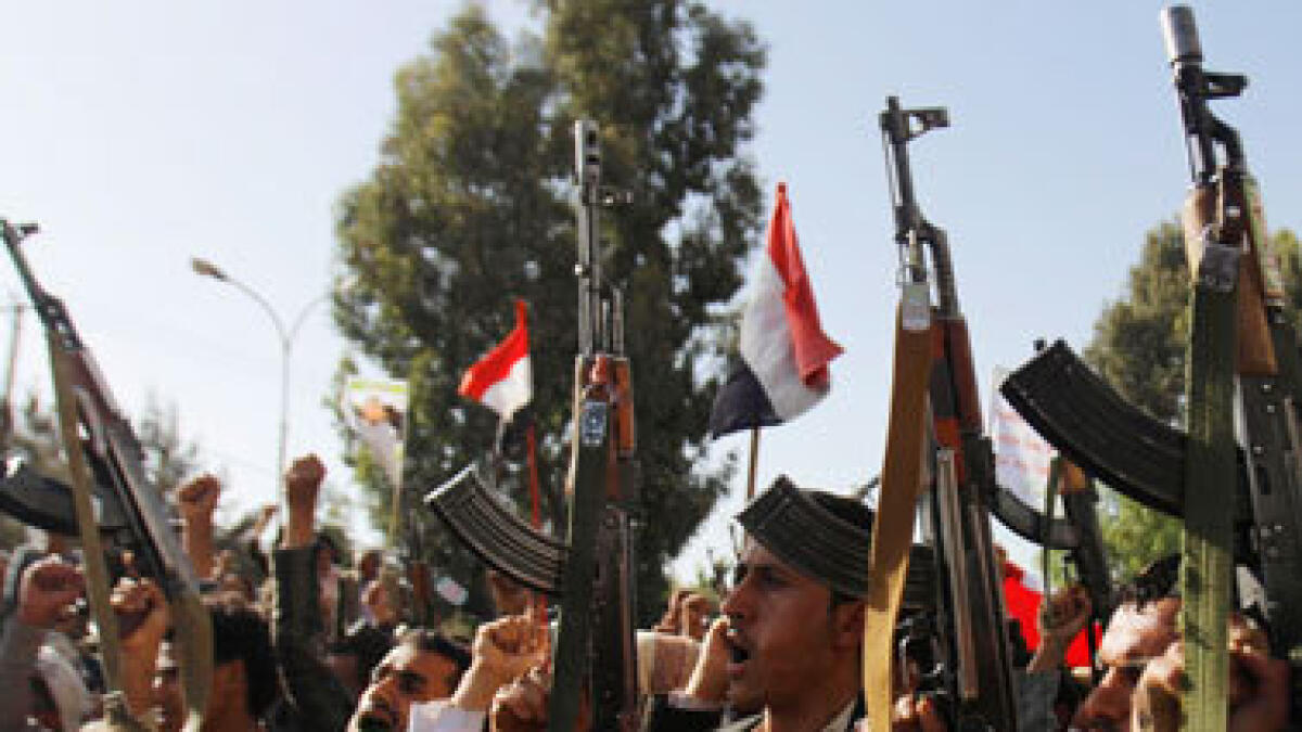 Yemen rebels refuse to board plane for Geneva peace talks