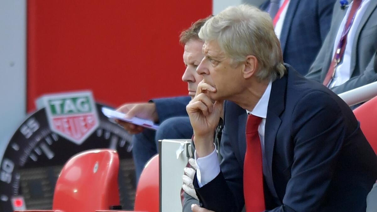 Wenger in firing line after Arsenals 4-0 loss to Liverpool