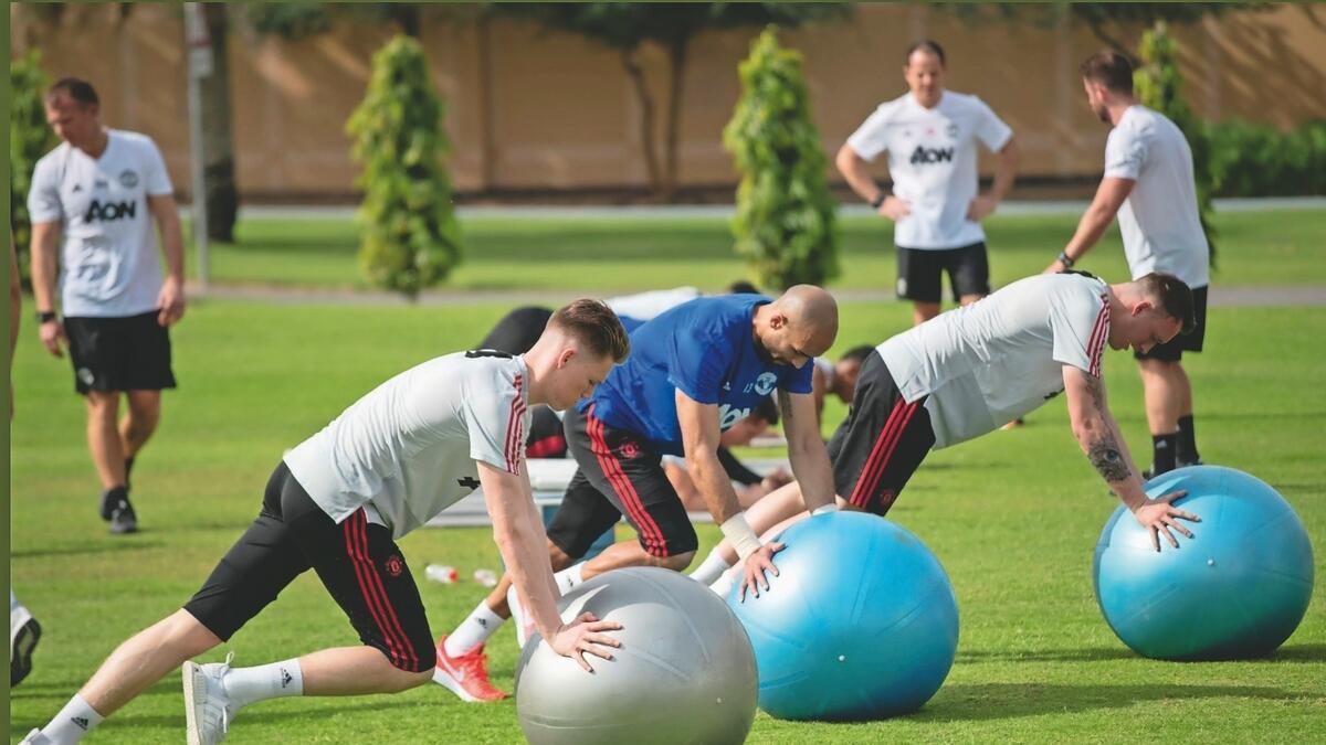 Manchester United undergo training in Dubai