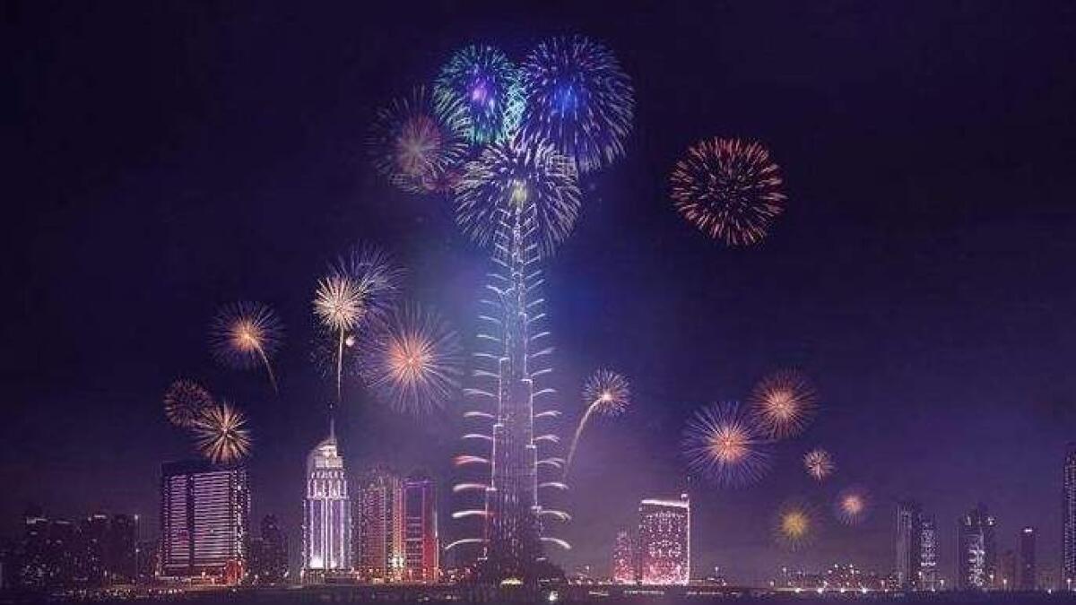 Video: Burj Khalifas New Year light show to attempt world record  