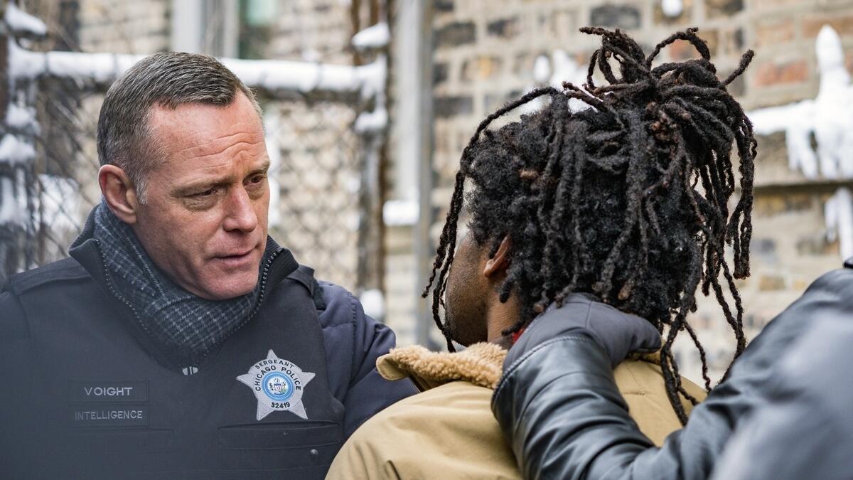 Jason Beghe portrays Hank Voight, left, in a scene from the crime series 'Chicago PD.'