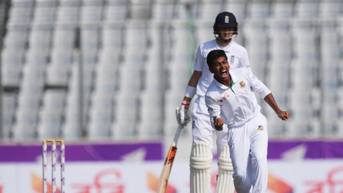 Mehedis six has England in a fix