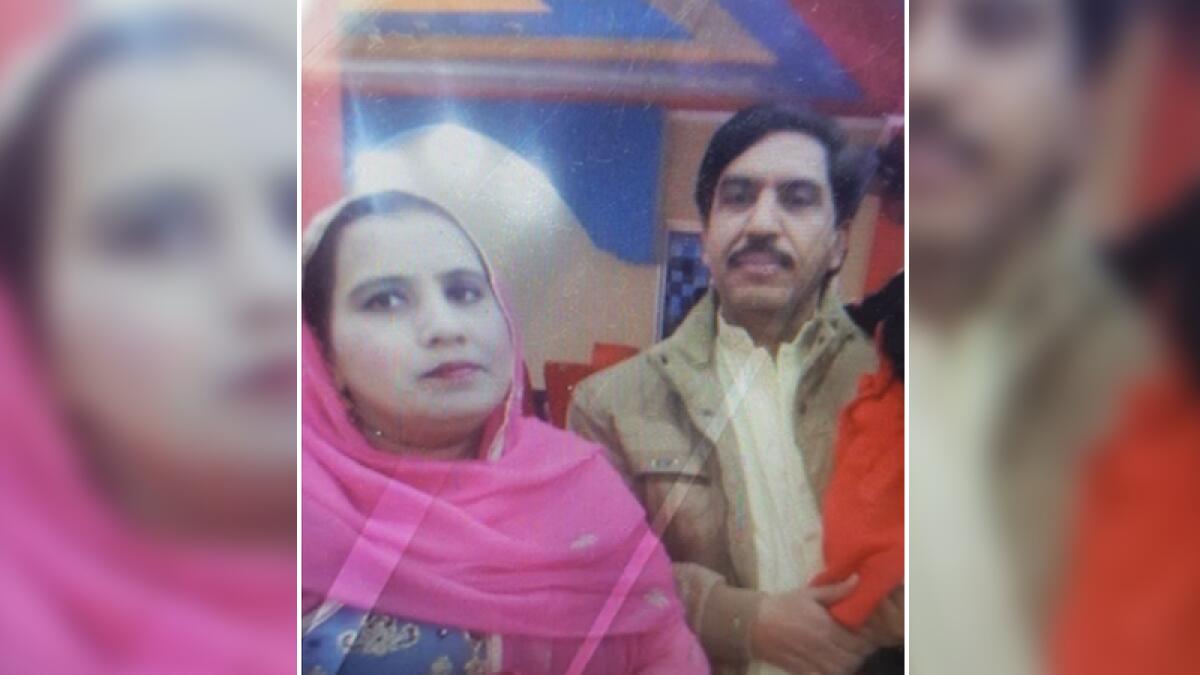 Pakistan arrests officers after shooting couple and their daughter