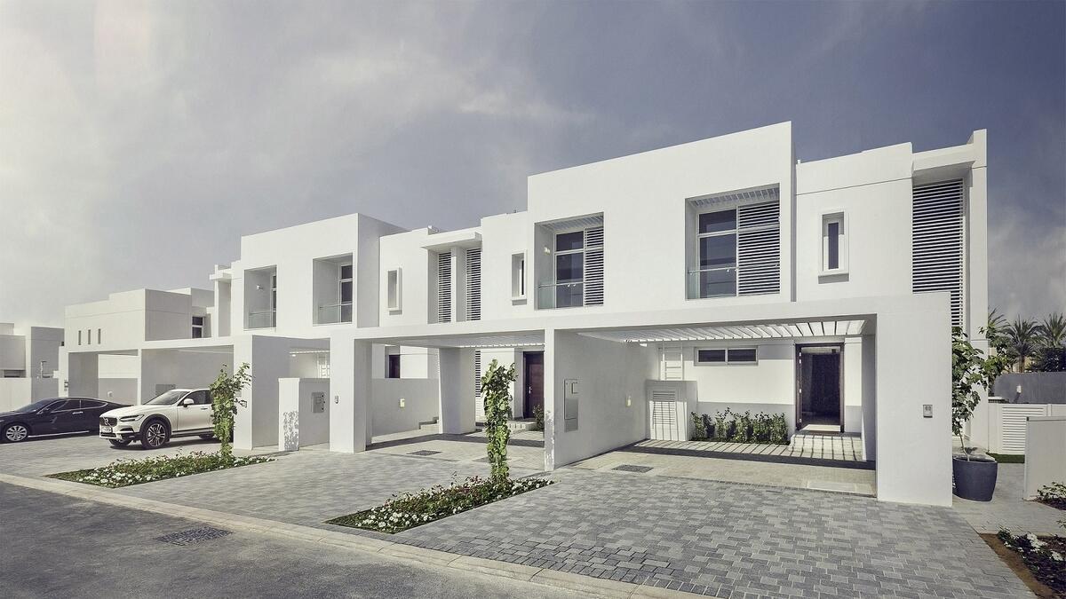Dubai Properties hands over townhouses in Dubailand