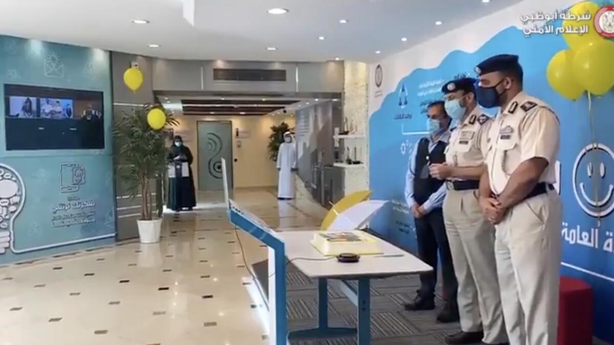  Abu Dhabi Police, kerala, school, employees