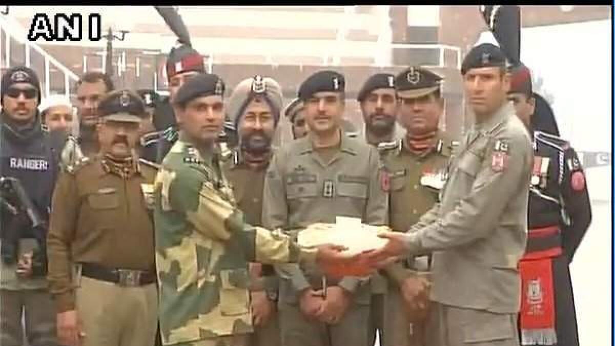 India, Pakistan troops exchange sweets on Republic Day