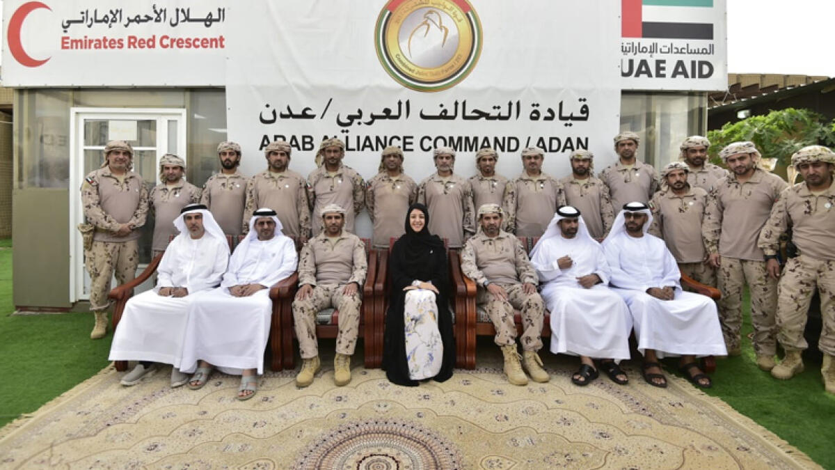 Minister Al Hashemy visits UAE Armed Forces task force in Yemen