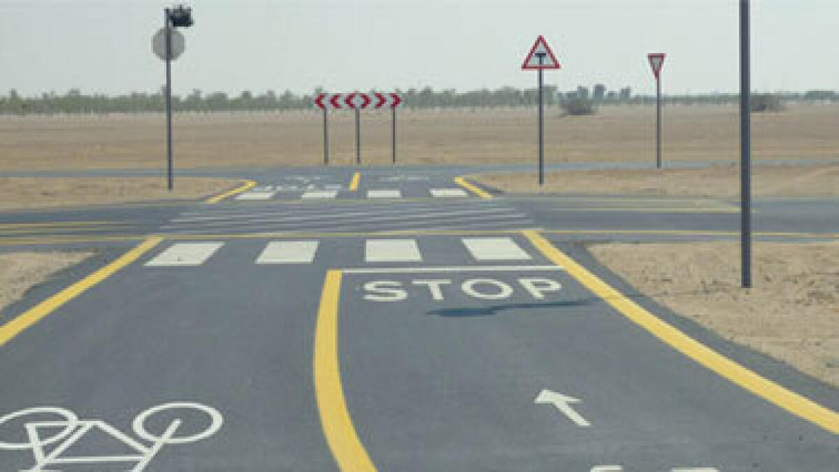 Cyclists using pedestrian tracks in Dubai to face fine