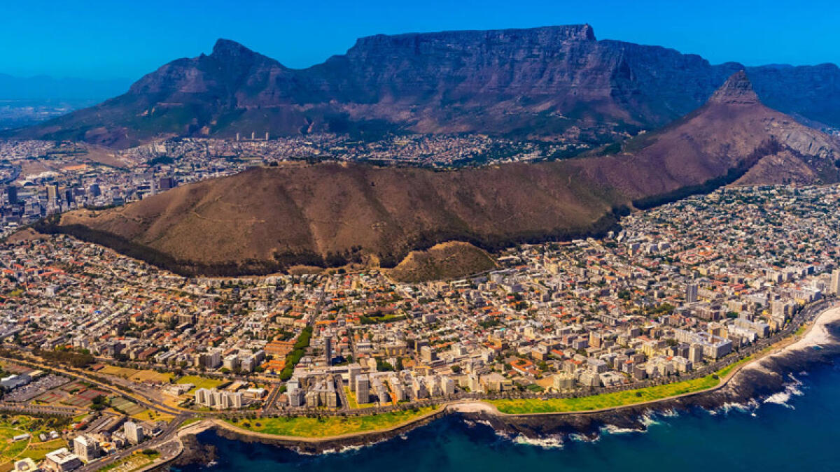 Visa-free entry for UAE citizens to South Africa