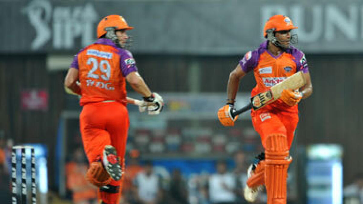 Kochi Tuskers beat Mumbai Indians by 8 wickets
