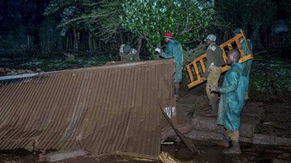 24 killed, around 2,000 affected by Kenyan dam burst 