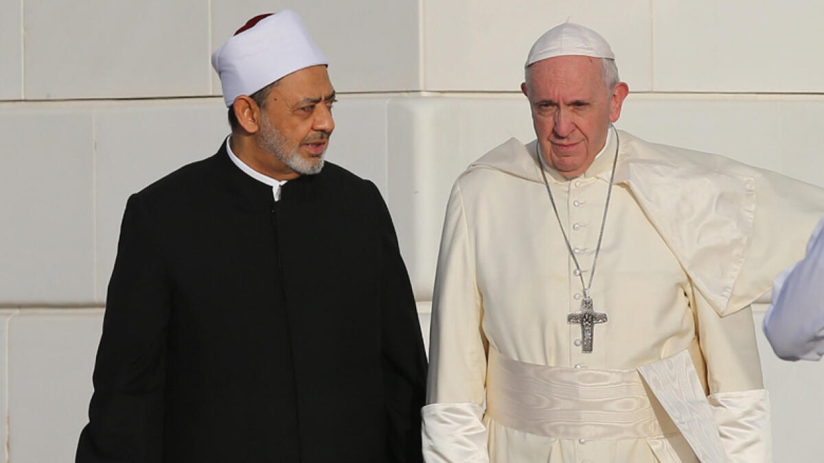 Grand Imam of Al Azhar, Pope Francis meet with Muslim Council of Elders