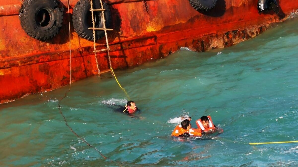 Dubai Police rescue sailors after ship crashes into rocks 