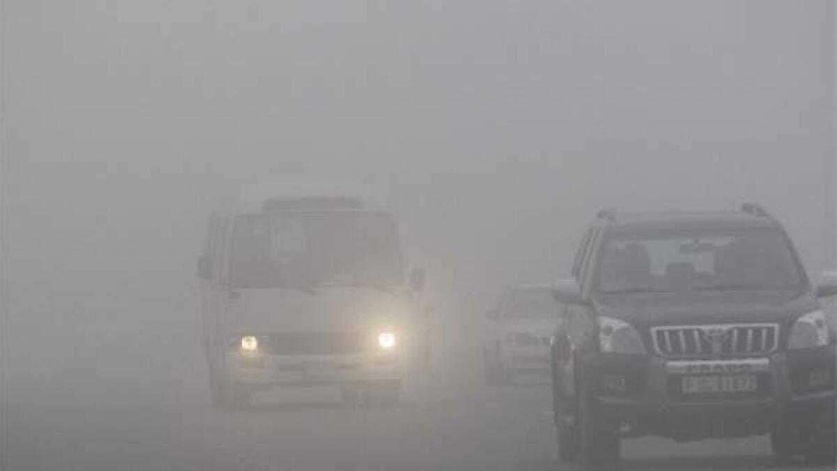 Dh500 fine for traffic violations during foggy weather in UAE