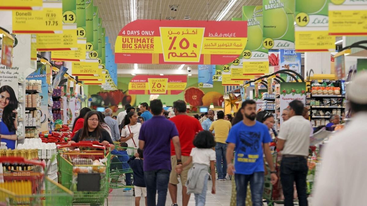 People doing last minute pre-VAT Shopping at Lulu Hypermarket in Al Barsha, Dubai.-Photo by Dhes Handumon