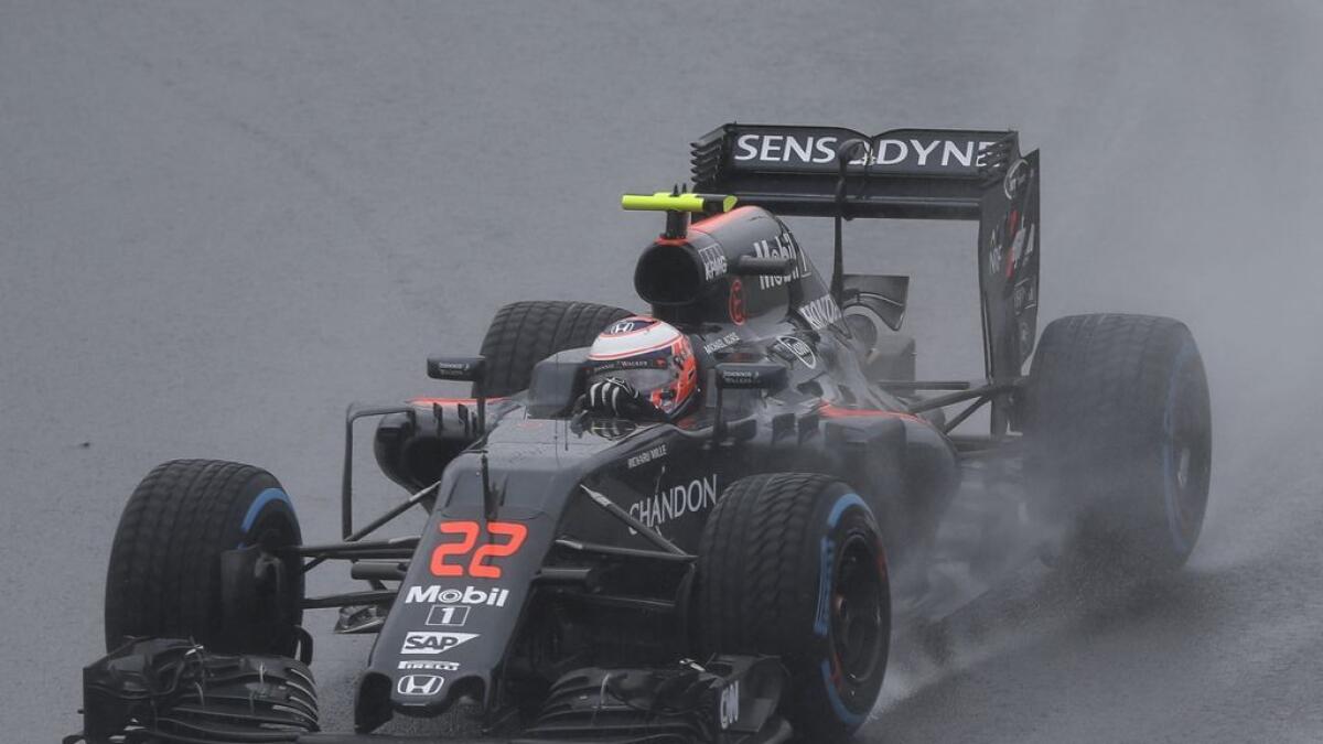 McLaren need a title sponsor, says Brown