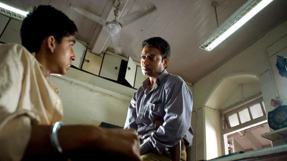 Having bagged several Oscar trophies, Slumdog Millionaire went on to become a film that examined class differences and poverty in India. Irrfan’s brief role as a police inspector listening to Jamal’s story was one of the few empathetic characters Danny Boyle could afford to the plot. Thankfully, a nuanced portrayal helped him shine in this one too.