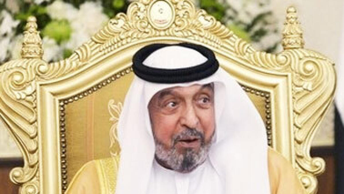 UAE President pardons 879 prisoners, pays off their debts on occasion of Ramadan
