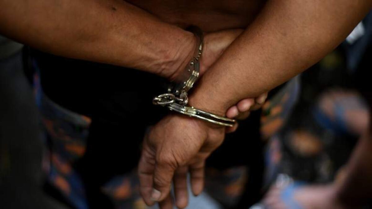 Drunk man assaults Dubai cop, arrested
