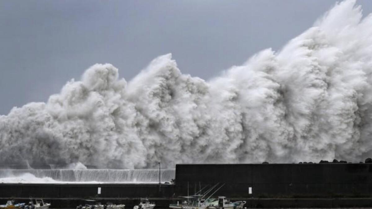 Video: Typhoon Jebi hits Japan, strongest in 25 years