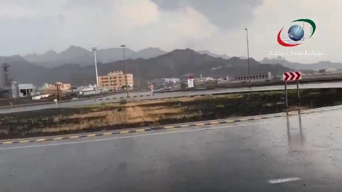 Video: Heavy rain, hail hit parts of UAE