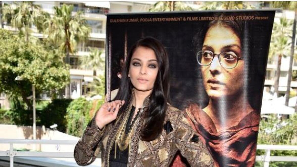 Aishwarya flaunts Rohit Bal ensemble in Cannes