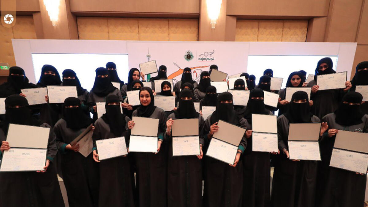 Saudi female accident inspectors prepare for women driving