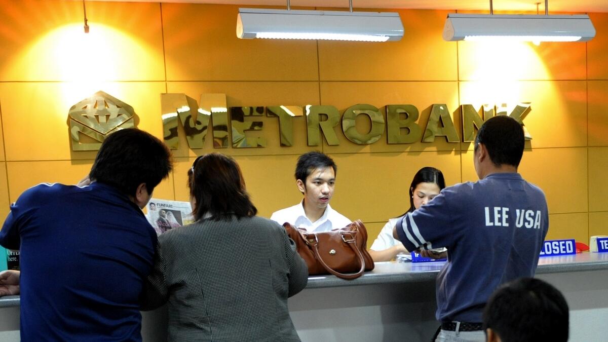 Senior executive of Philippine bank arrested for fraud