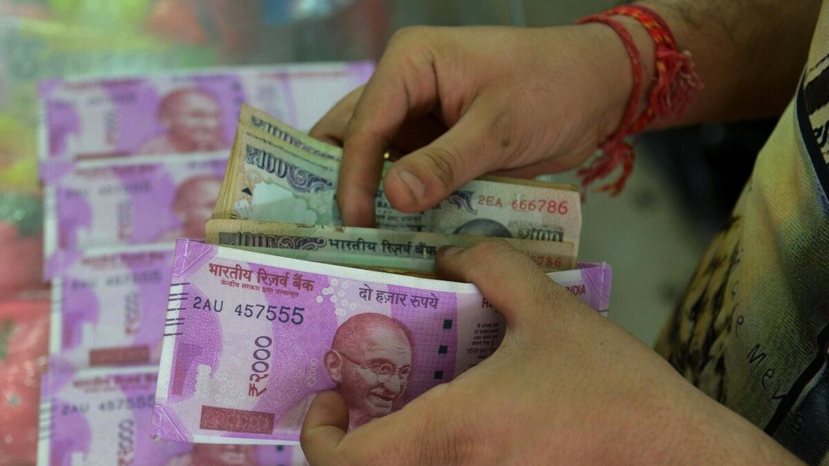 On Wednesday, rupee had settled at 76.34 against the US dollar.